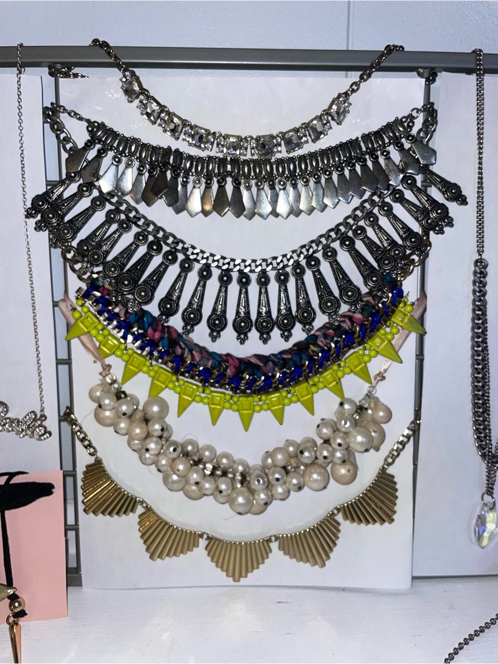 Jewelry - SEE DETAILS - Picture 7 of 9
